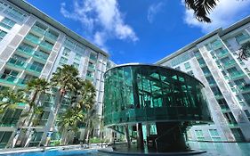 City Center Residence & Hot Hot Hot